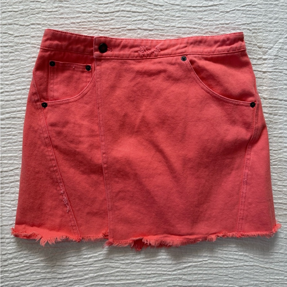 BDG Coral Frayed Hem Mini Skirt